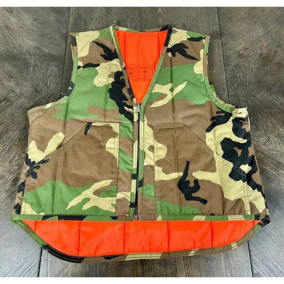 Vintage Camouflage & Orange Thin Puffer Vest Men’s M Hunting Fishing Fall USA - Picture 2 of 10